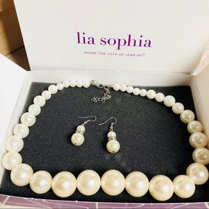 Lia Sophia Pearl Necklace/Earrings